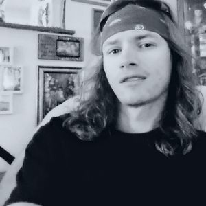 Meet your Posher, Brady